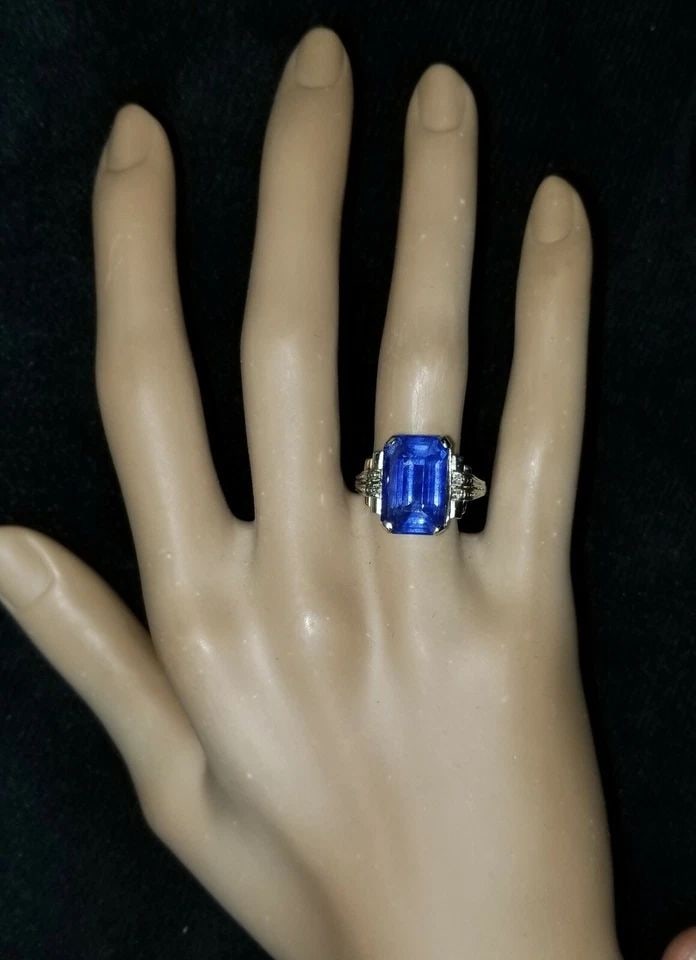 VINTAGE 18K WHITE GOLD ENGAGEMENT RING 9.86CT. NATURAL BLUE SAPPHIRE 1920'S (1 of 2)