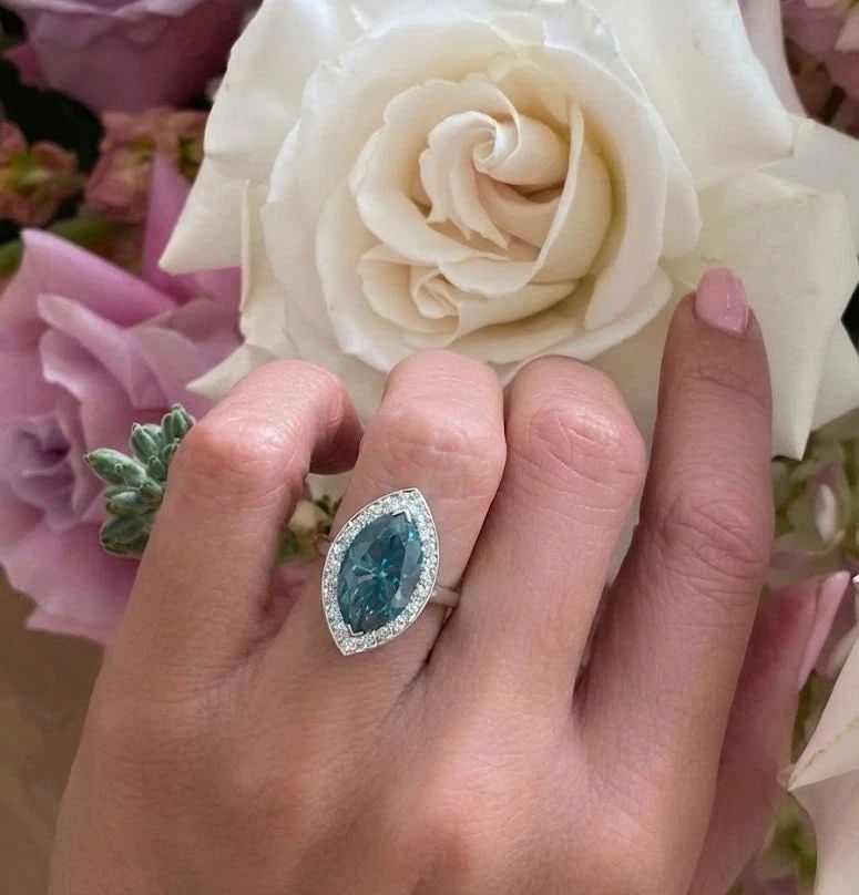 VINTAGE PLATINUM ENGAGEMENT RING 7.88CT.NATURAL TEAL BLUE MARQUISE DIAMOND (1 of 2)