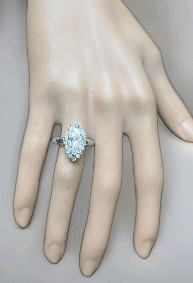 PLATINUM 18K VINTAGE FILIGREE ENGAGEMENT RING 2.88CT. NATURAL MARQUISE DIAMOND (1 of 1)