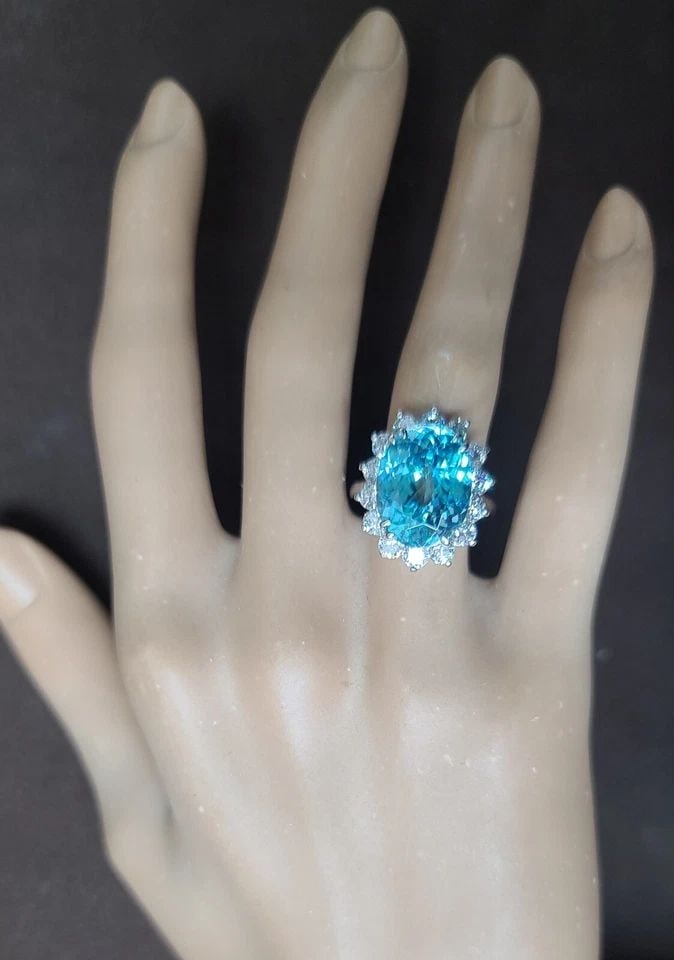 VINTAGE 14K WHITE GOLD ENGAGEMENT RING 11.94CT. NATURAL BLUE ZIRCON OVAL-SHAPE (1 of 2)