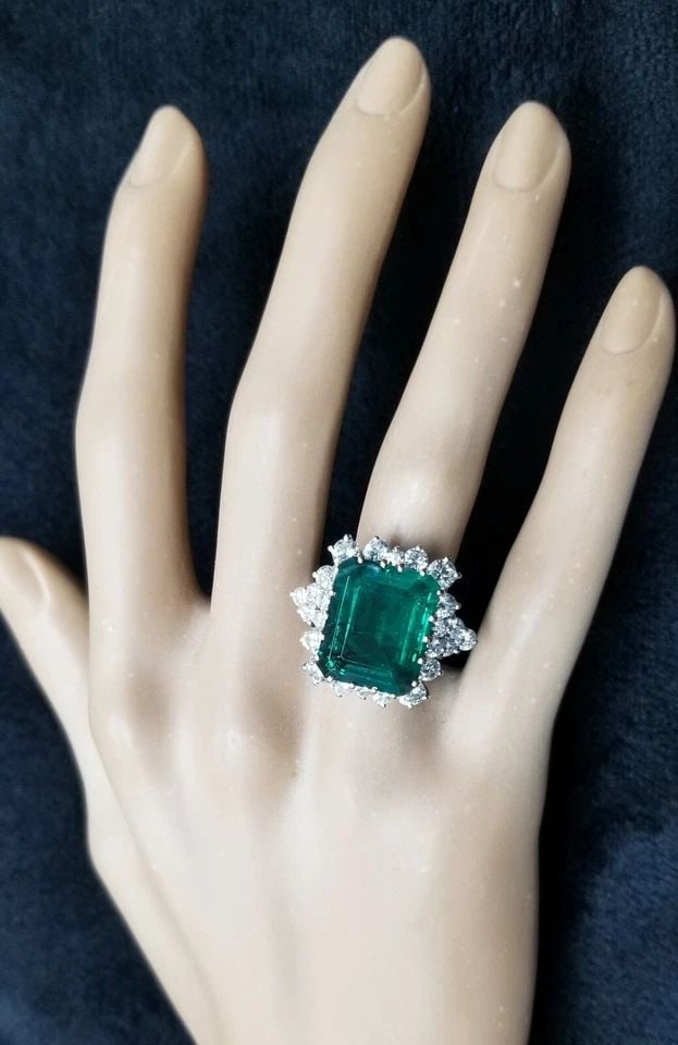 14K WHITE GOLD RING 12.75CT. GEM GREEN EMERALD RECTANGULAR SHAPE (1 of 2)
