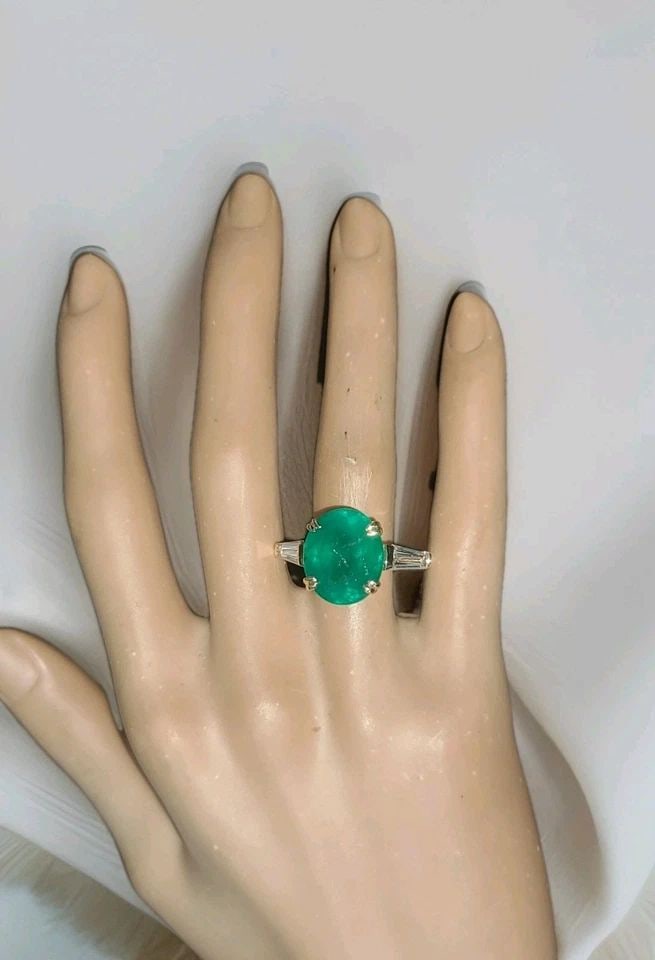 VINTAGE 14K YELLOW GOLD ENGAGEMENT RING 9.42CT.NATURAL GREEN EMERALD OVAL SHAPE (1 of 1)