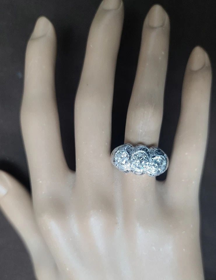 1.90CT VINTAGE FILIGREE 18K WHITE NATURAL DIAMOND THREE STONES ENGAGEMENT RING (1 of 2)