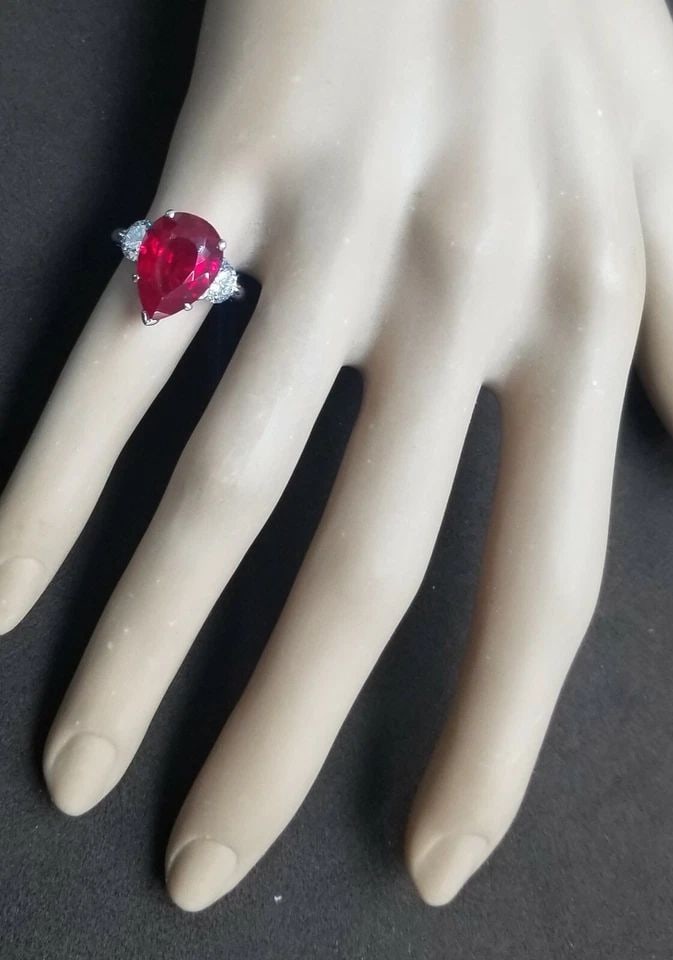 VINTAGE PLATINUM ENGAGEMENT RING 6.53CT. LAB GROWN RUBY PEAR SHAPE (1 of 2)