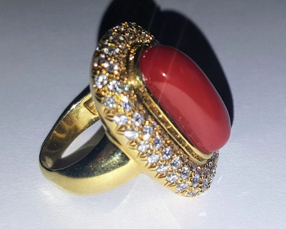 18K YELLOW GOLD NATURAL RED CORAL DIAMOND RING (1 of 2)