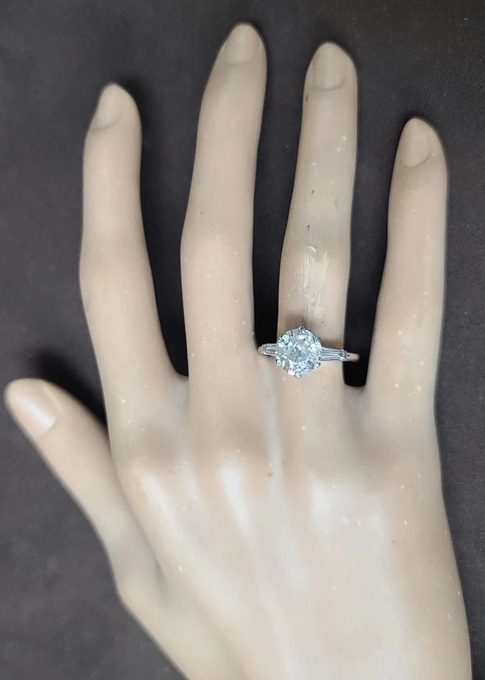 VINTAGE PLATINUM ENGAGEMENT RING 2.40CT.LAB GROWN OLD EURO ROUND CUT DIAMOND: VINTAGE PLATINUM ENGAGEMENT RING 2.40CT.LAB GROWN OLD EURO ROUND CUT DIAMOND The Vintage Platinum Engagement Ring with 2.40CT Lab Grown Old Euro Round Cut Diamond is a stunning piece of jewelry that e