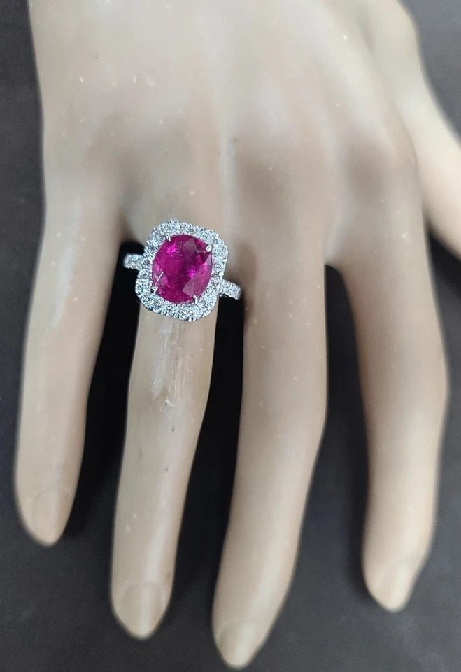 14K WHITE GOLD ENGAGEMENT RING 3.07CT. NATURAL PINK TOURMALINE OVAL SHAPE (1 of 2)