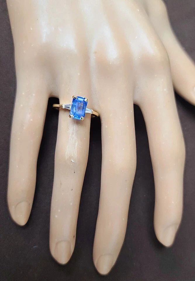 VINTAGE 14K YELLOW GOLD ENGAGEMENT RING 2.03CT. NATURA UNTREATED BLUE SAPPHIRE (1 of 1)