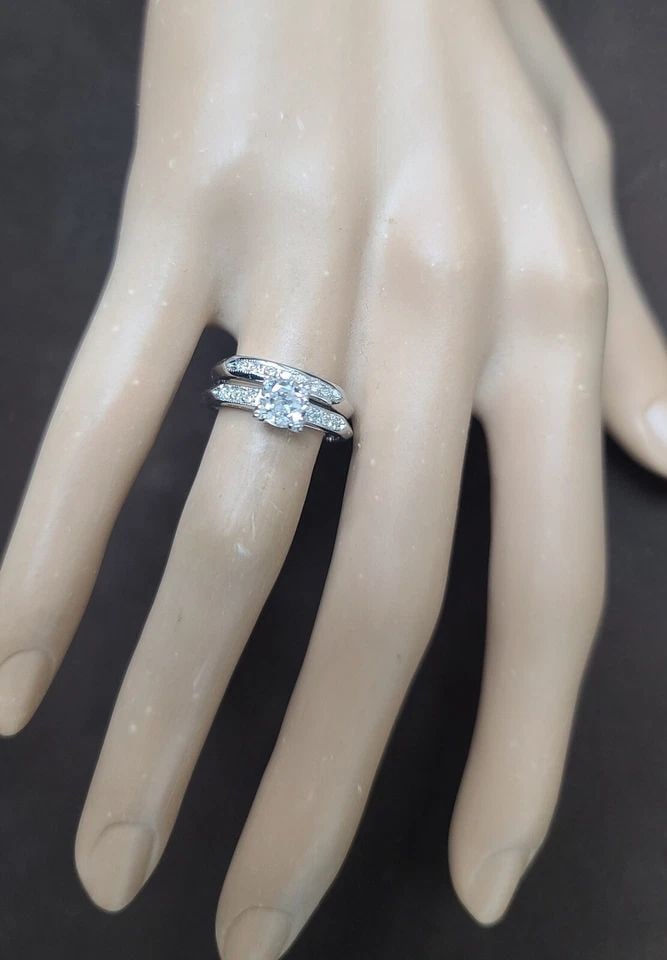 VINTAGE PLATINUM ENGAGEMENT RING 0.71CT.NATURAL CHAMPAGNE ROUND CUT DIAMOND GIA (1 of 2)