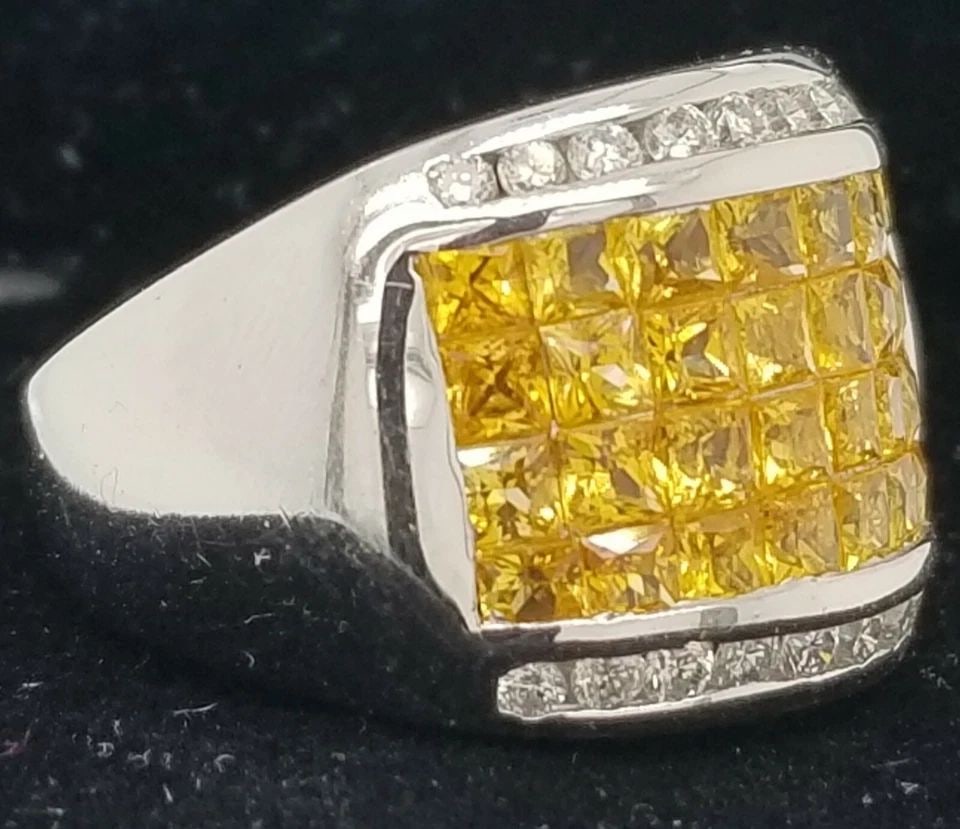 18K WHITE GOLD RING 1.95CT. NATURAL PRINCESS CUT YELLOW SAPPHIRE (1 of 1)