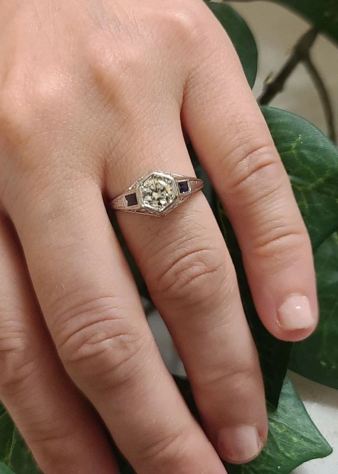 VINTAGE ART DECO 18K WHITE GOLD ENGAGEMENT RING 0.55CT.NATURAL ROUND DIAMOND (1 of 2)