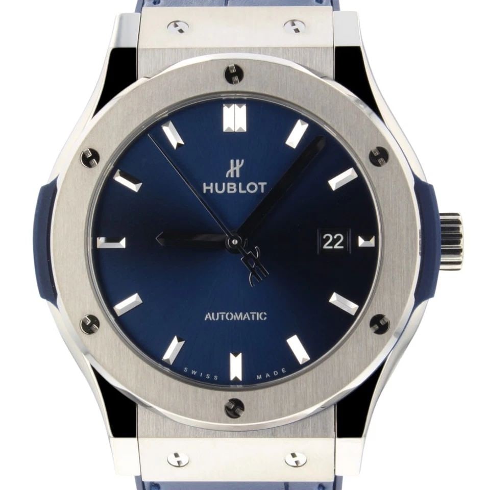 HUBLOT CLASSIC FUSION TITANIUM AUTOMATIC 42MM BLUE LEATHER WATCH 542.NX.7170.LR: HUBLOT CLASSIC FUSION TITANIUM AUTOMATIC 42MM BLUE LEATHER WATCH Manufacturer Hublot Category Classic Fusion Reference Number 542.NX.7170.LR Band Color Blue Band Type Alligator Box Yes Caliber HUB1110