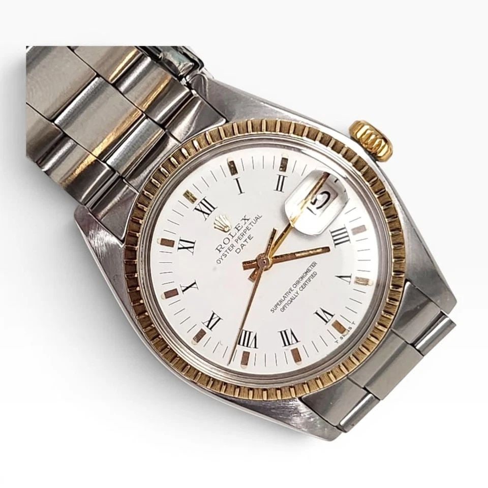 FULL SET 1980 ROLEX DATE 34 MM TWO TONE OYSTER WHITE ROMAN OYSTER WATCH 1505: FULL SET 1980 ROLEX DATE 34 MM TWO TONE OYSTER WHITE ROMAN OYSTER WATCH 1505 Manufacturer Rolex Category Mens Date 34mm Subcategory Plastic Crystal Non Quick Reference Number 1505 Band Stainless Steel