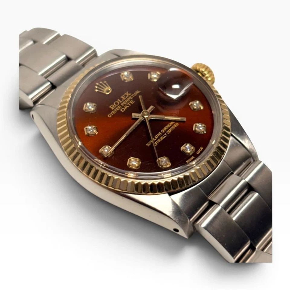 ROLEX DATE 34 MM BROWN DIAMOND DIAL TWO TONE OYSTER WATCH 1500 CIRCA 1967: ROLEX DATE 34 MM BROWN DIAMOND DIAL TWO TONE OYSTER WATCH 1500 CIRCA 1967 Manufacturer Rolex Category Mens Date 34mm Subcategory Plastic Crystal Non Quick Reference Number 1500 Band Stainless Steel Ba