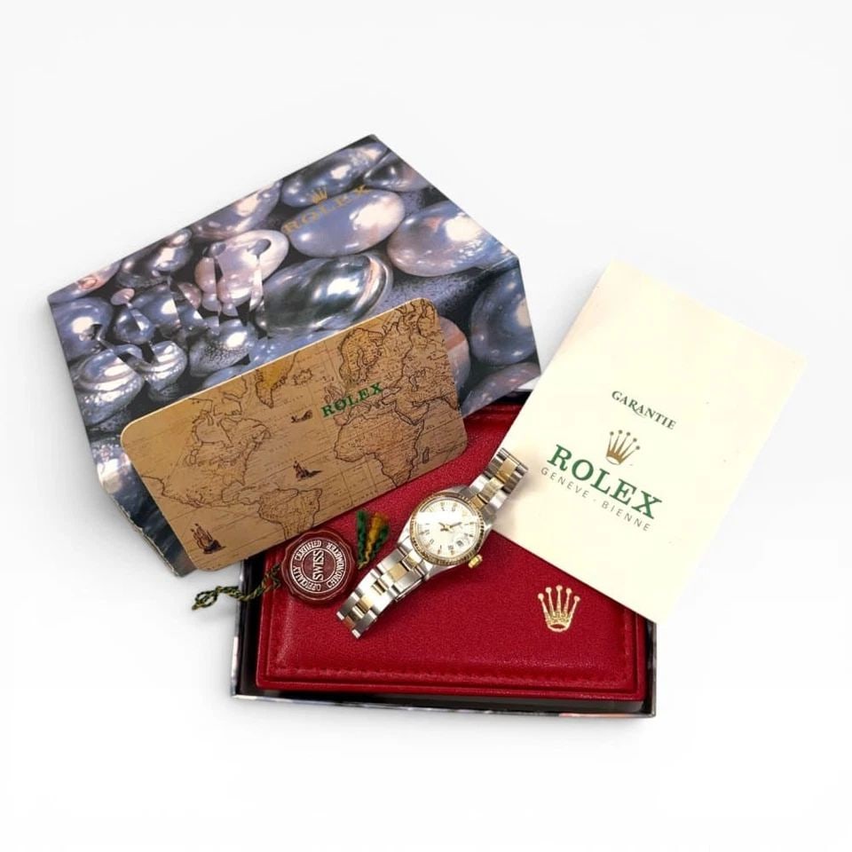 FULL SET 1979 ROLEX LADIES DATE 26 MM TWO TONE WHITE ROMAN AUTOMATIC WATCH 6917 (1 of 2)