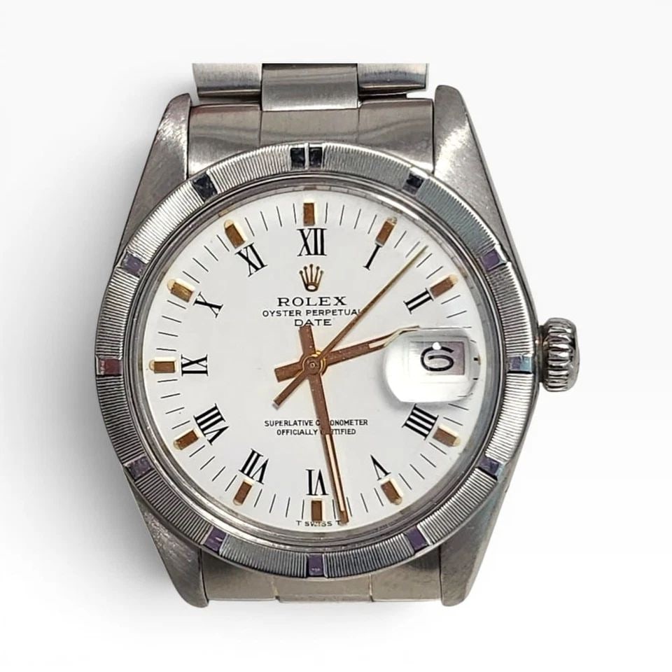 ROLEX DATE 34 MM OYSTER WHITE ROMAN STEEL AUTOMATIC WATCH 1501 CIRCA 1979: ROLEX DATE 34 MM OYSTER WHITE ROMAN STEEL AUTOMATIC WATCH 1501 CIRCA 1979 Manufacturer Rolex Category Mens Date 34mm Reference Number 1501 Band Stainless Steel Band Color Steel Band Type Oyster Bezel 