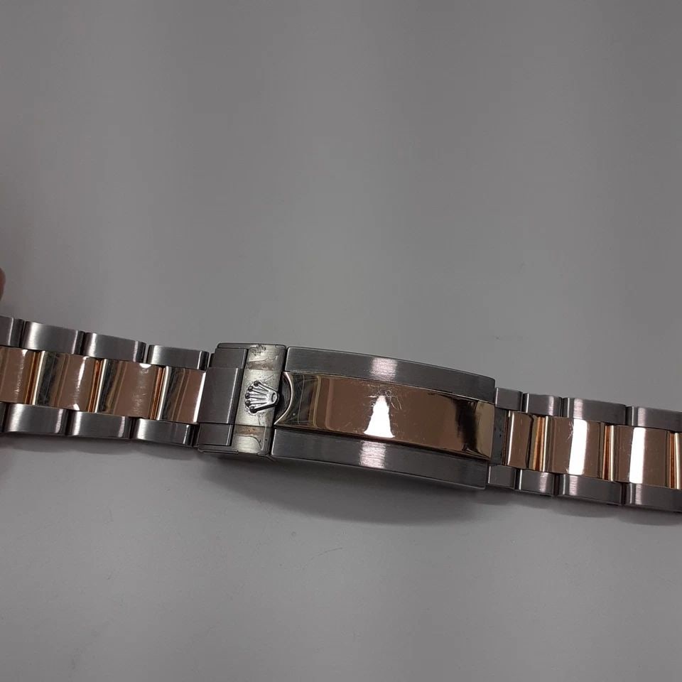 NEW CARTIER TANK MUST DE CARTIER SMALL STAINLESS STEEL QUARTZ WATCH WSTA0071 (1 of 2)