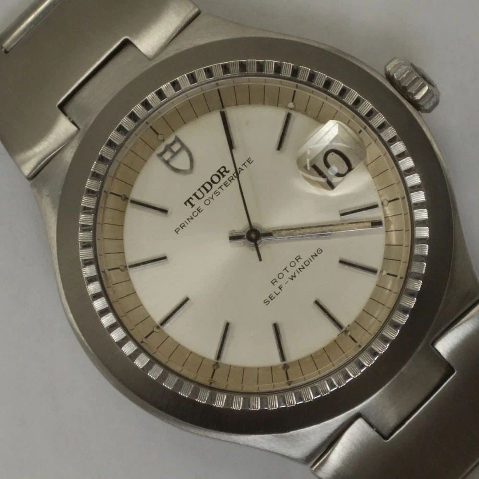 ROLEX OYSTER PERPETUAL LADIES 26 MM TWO TONE WHITE DIAL OYSTER WATCH 6623 1967 (1 of 2)
