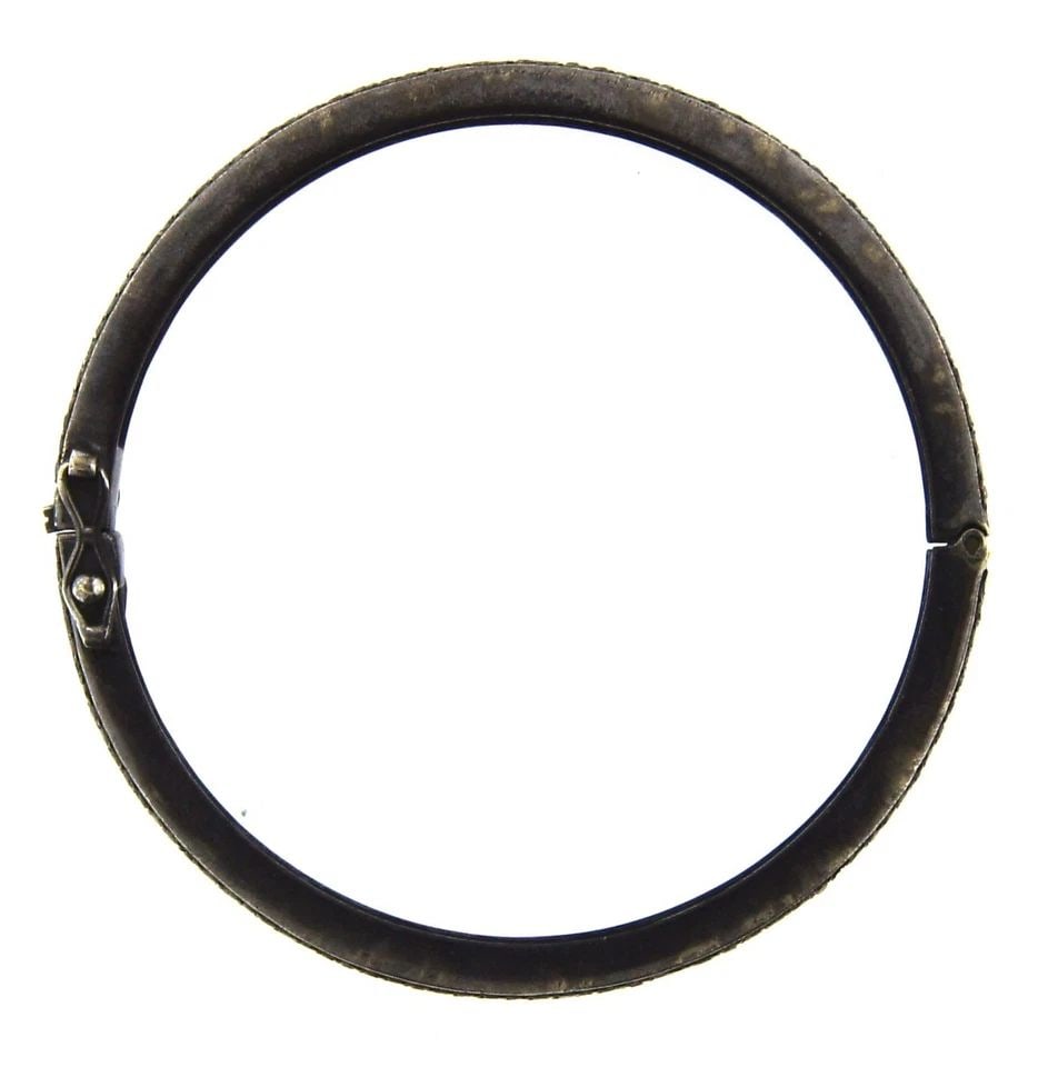 LOVELY INDIAN STYLE SILVER & DIAMOND BANGLE MODERN!: LOVELY INDIAN STYLE SILVER & DIAMOND BANGLE MODERN! Nadine Krakov Collection There will be a 4% restocking fee on all items paid and returned in a return case due to processing fees lost on our end. T