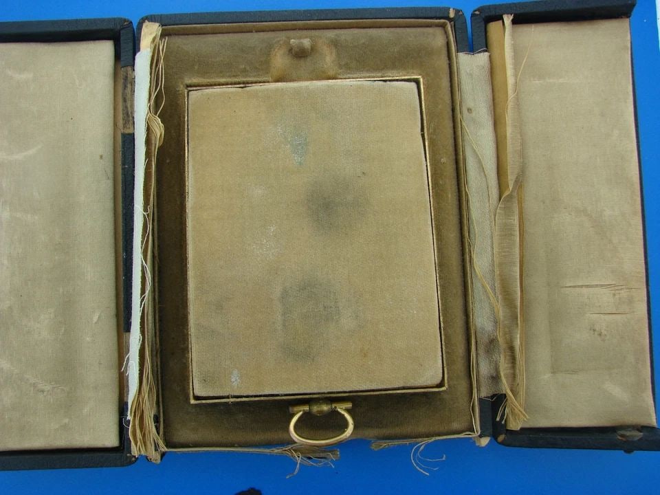 ANTIQUE VICTORIAN BRONZE PICTURE FRAME ORIGINAL BOX GLASS RARE UNIQUE (1 of 2)