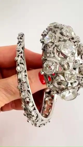 VINTAGE LALAOUNIS SNAKE BRACELET PLATINUM DIAMOND 16 CARATS BANGLE (1 of 2)