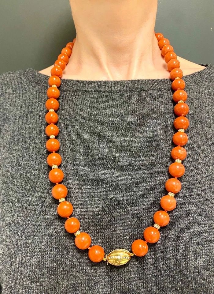 BULGARI NECKLACE CORAL GOLD (1 of 2)