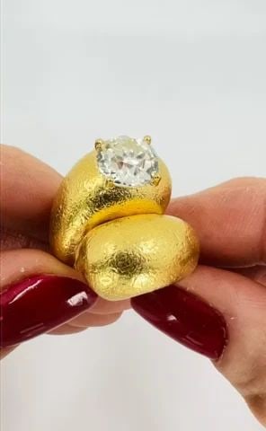 OLD EUROPEAN CUT DIAMOND RING GOLD BYPASS COCKTAIL RING SIZE 7: OLD EUROPEAN CUT DIAMOND RING GOLD BYPASS COCKTAIL RING SIZE 7 VK UITOO Diamond 22 karat Yellow Gold Bypass Ring A gold bypass cocktail ring, featuring an Old European cut diamond. This bypass cocktai