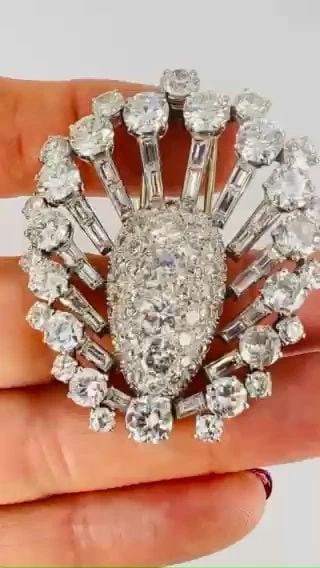 VINTAGE 1950S PLATINUM DIAMOND PEACOCK BROOCH CLIP OLD EUROPEAN BAGUETTE CUT (1 of 2)