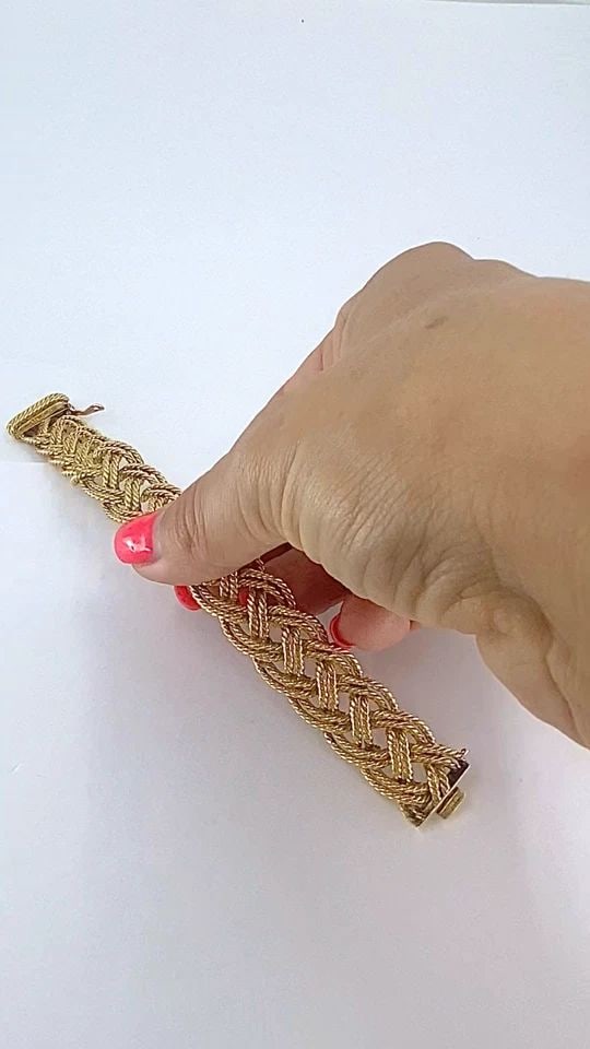 BOUCHERON PARIS 18K GOLD BRAIDED ROPE BRACELET (1 of 2)