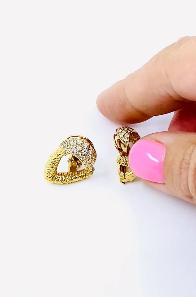 BOUCHERON HEART EARRINGS DIAMOND 18K GOLD (1 of 2)