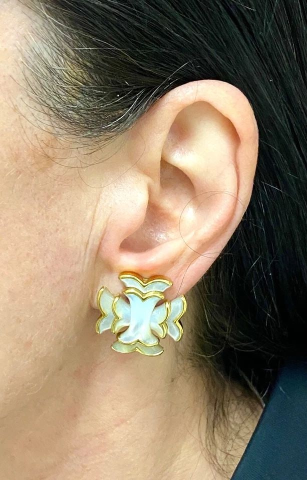 ANGELA CUMMINGS MOTHER OF PEARL GOLD EARRINGS (1 of 2)