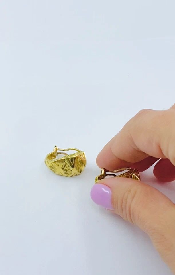 18K GOLD HOOP EARRINGS GEOMETRICAL (1 of 2)