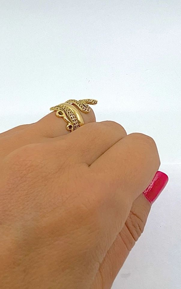 VINTAGE 18K GOLD SNAKE RING SERPENT DESIGN (1 of 2)