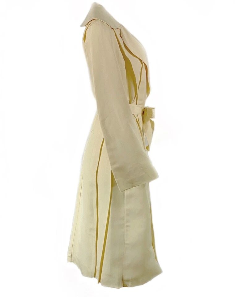 2006 LANVIN CREAM/ IVORY LINEN COAT SIZE 40 (1 of 2)