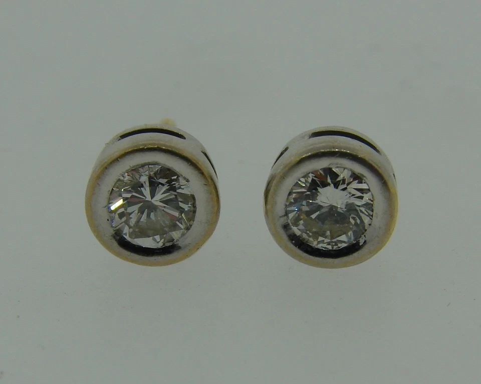 CHIC ROUND DIAMOND WHITE GOLD STUD EARRINGS STUDS PERFECT GIFT (1 of 2)