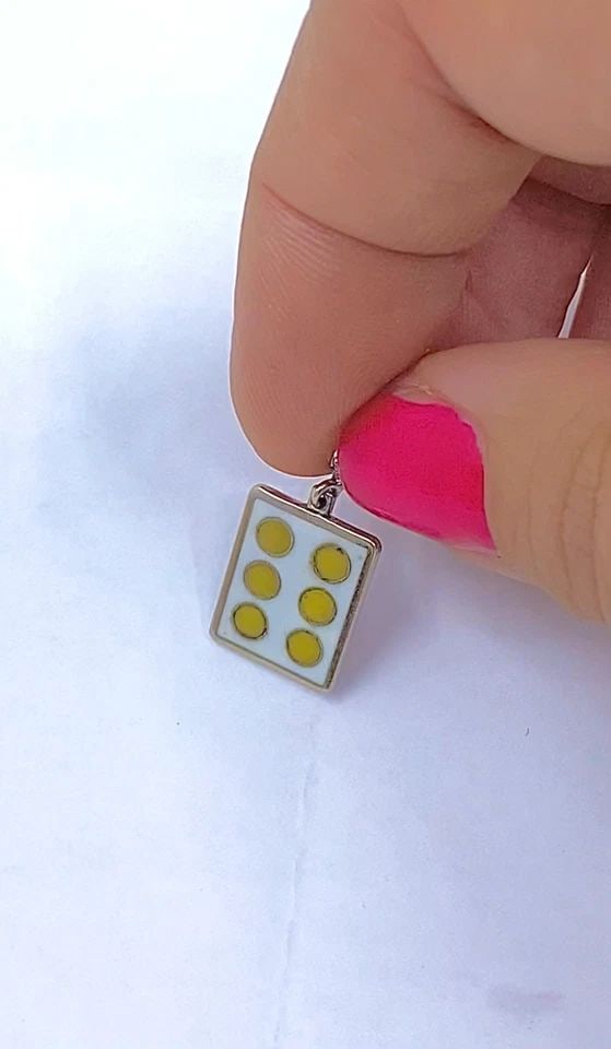 VINTAGE 12K GOLD DOMINO SIX CHARM PAVÉ DIAMOND BAIL (1 of 2)