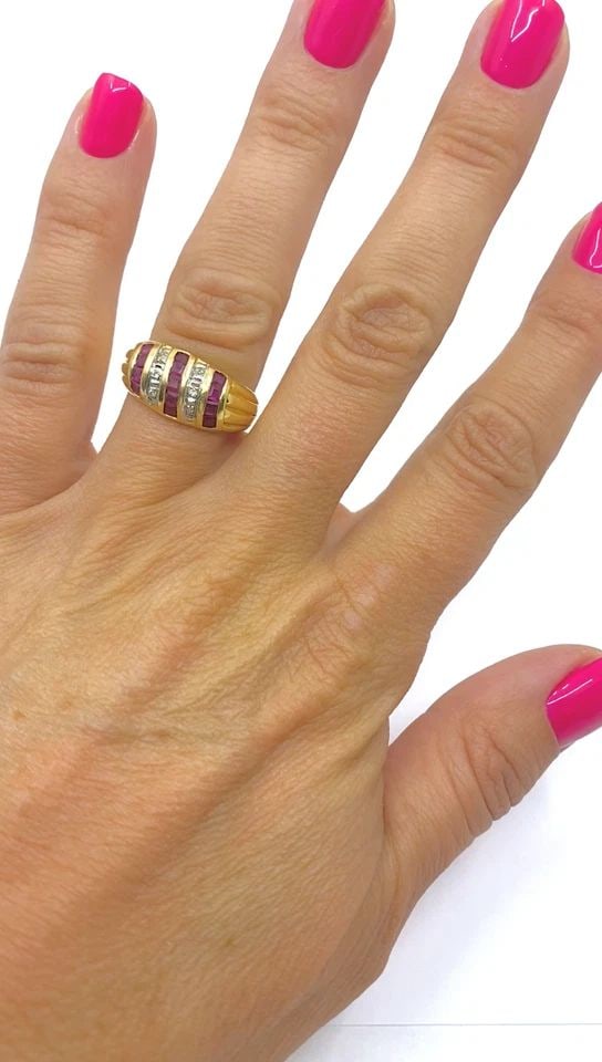 VINTAGE DOME RING 18K GOLD FRENCH DIAMOND RUBY (1 of 2)