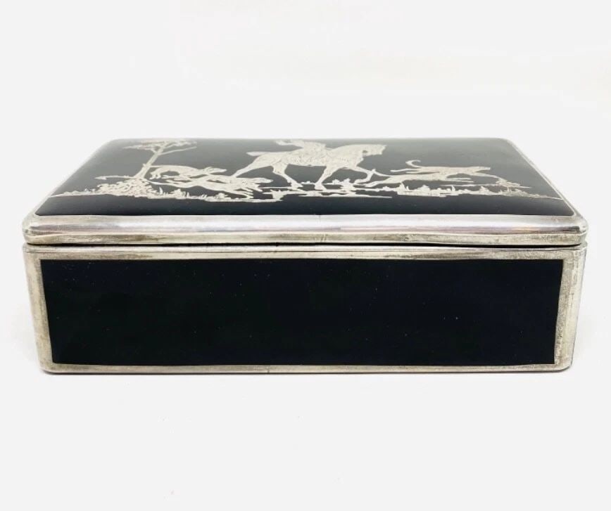 1920S BOHEMIAN STERLING SILVER AND GLASS DECORATIVE JEWELRY BOX (1 of 2)