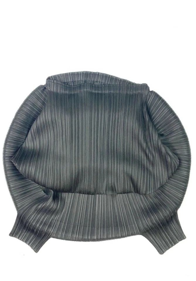 MASAKI MATSUKA BLACK PLEATED SHORT PANTS (1 of 2)
