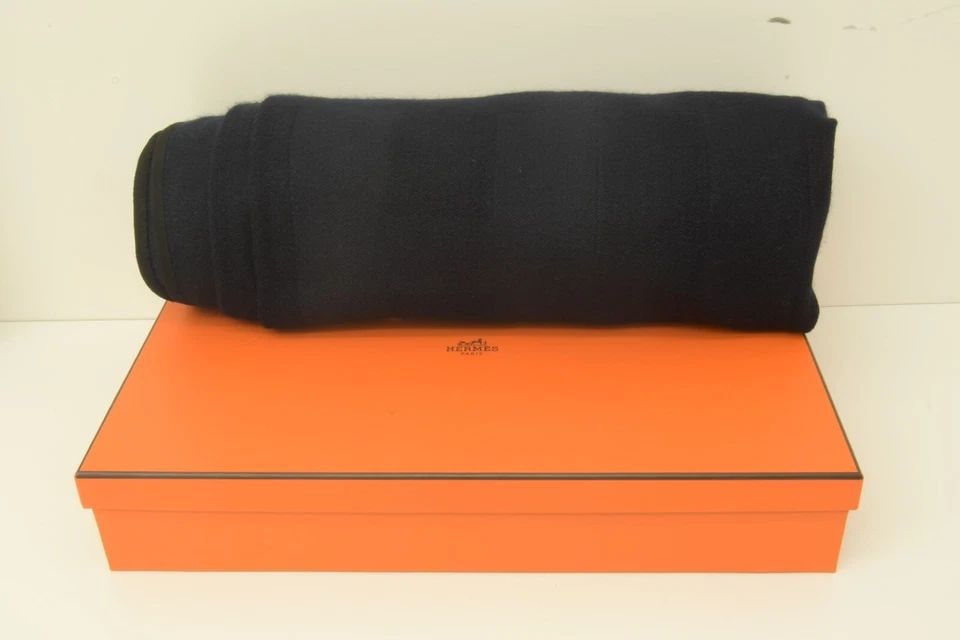 AUTHENTIC HERMES H LOGO CASHMERE SILK 168CM X 140CM BLANKET DARK NAVY (1 of 2)