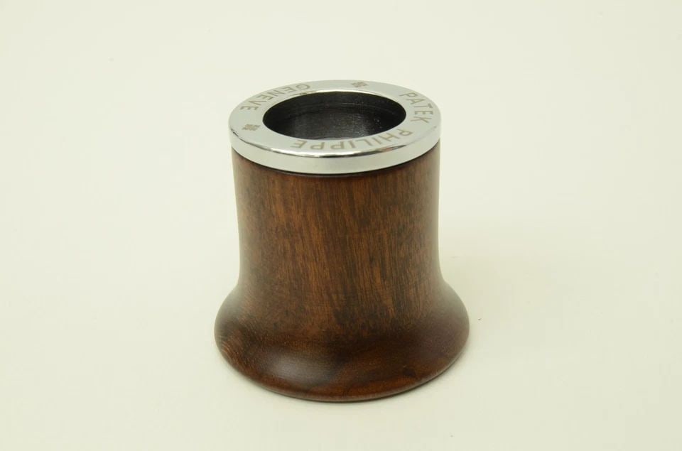AUTHENTIC PATEK PHILIPPE GENEVE WOOD MAGNIFYING GLASS THIMBLE DESK COLLECTIBLE (1 of 2)