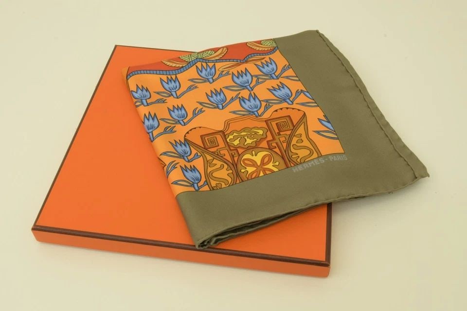 AUTHENTIC HERMES SILK SCARF ART DES STEPPES GRAY/BROWN ANNIE FAIVRE 90CM CARRE (1 of 2)