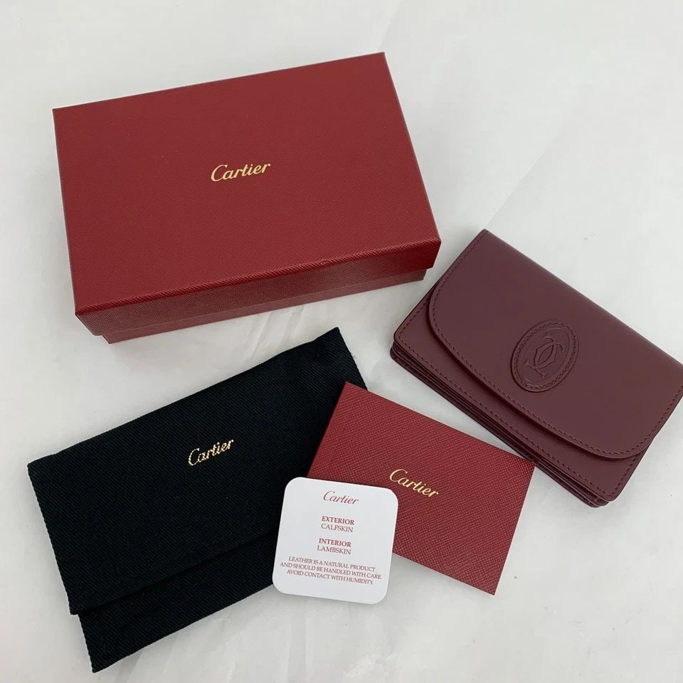 AUTHENTIC CARTIER SIGNATURE THIN CARD CASE SLIM WALLET BURGUNDY FOLD POUCH (1 of 2)