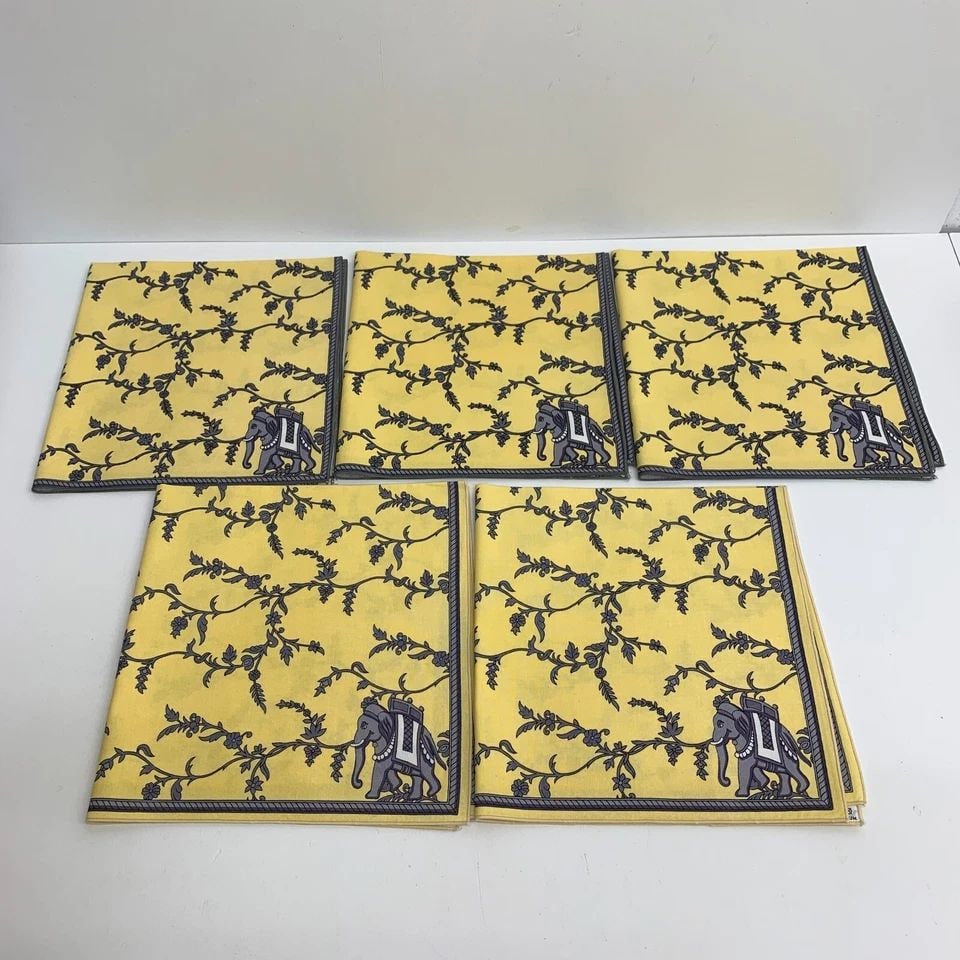 AUTHENTIC HERMES ELEPHANT NAPKIN SET KITCHEN YELLOW DINNER HOME COLLECTIBLE (1 of 2)