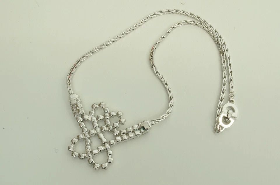 AUTHENTIC CHRISTIAN DIOR VINTAGE NECKLACE SS LOOPING RHINESTONE EMBLEM JEWELRY (1 of 2)