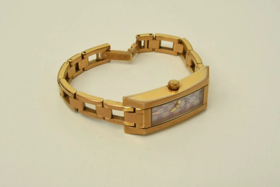 AUTHENTIC GUCCI 14MM X 35MM WATCH GUCCISISIMA LOGO CLIP LINK BAND 110 PINK GOLD: AUTHENTIC GUCCI 14MM X 35MM WATCH GUCCISISIMA LOGO CLIP LINK BAND 110 PINK GOLD Authentic Gucci 14mm x 35mm Watch Guccisisima Logo Clip Link Band 110 Pink Gold Authentic Gucci 14mm x 35mm Watch Guccis