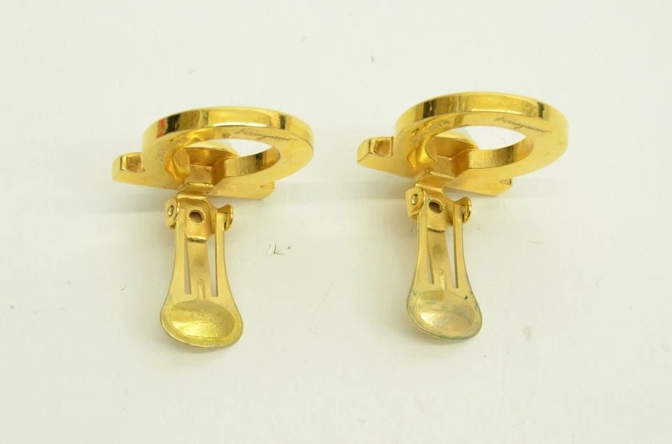 AUTHENTIC FERRAGAMO GANCINI FAUX PEARL CLIP ON EARRINGS GOLD PLATED GP JEWELRY 2 (1 of 2)