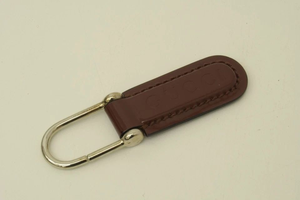 AUTHENTIC GUCCI BROWN LOGO LEATHER CLIP OVAL SP LOOP KEYCHAIN JEWELRY ACCESSORY (1 of 2)