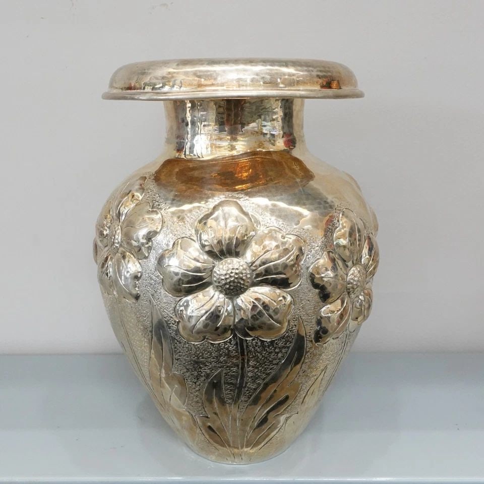 ITALY STERLING SILVER HIGH RELIEF FLOWERS HAMMERED VASE 11" TALL - 38.5 OZT (1 of 1)