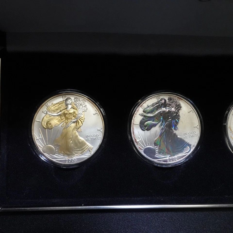 2003 SILVER AMERICAN EAGLE GILDED HOLOGRAM COLORIZED 3 COIN SET BOX & COA: 2003 SILVER AMERICAN EAGLE GILDED HOLOGRAM COLORIZED 3 COIN SET BOX & COA 2003 The Washington Mint Silver American Eagle 3 Coins in 24K Gold Layered, Hologram & Color Edition Collection Set #1460 of 1